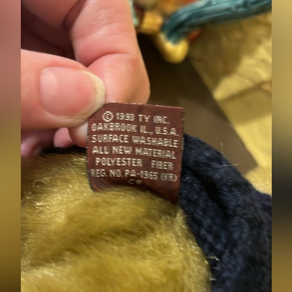 Vintage 1993 TY ‘SALTY’ Beanie Bear Attic Treasures Collection - Picture 8 of 8